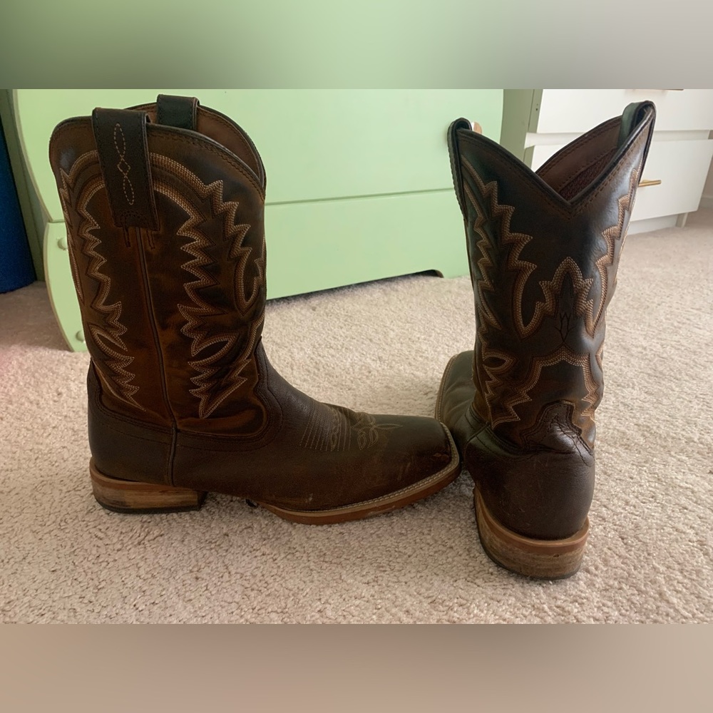 Justin square toe cowboy boots